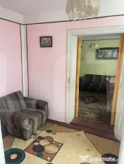 Casă bătrânească și teren de 2.209 mp în Braești,Jud 
