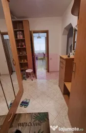 Ap. 2 camere mobilat, 60 mp, anul 1985, et. 5/8, gata de ... 