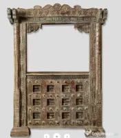 Bar din Lemn Sculptat 