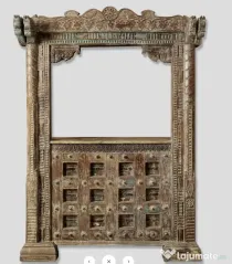Bar din Lemn Sculptat