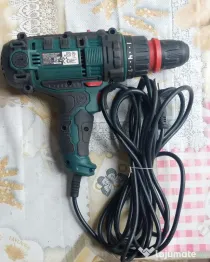 Masina  de gaurit  și filetat  Parkside.