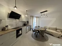 Apartament 2 camere, parcare, zona Vivo