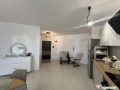 Apartament 2 camere, parcare, zona Vivo 