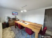 Casa spatioasa de 250mp cu 7 camere si teren de 957 mp in Do
