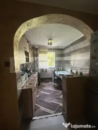 Apartament 2 camere, renovat, mobilat și gata de mutare 