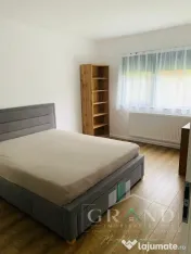ACASĂ LA MARGINEA PĂDURII | 3 Camere | BALCON | Donath Par 