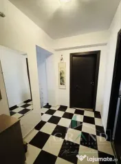 Apartament 2 camere + loc parcare de vanzare, în Floresti 