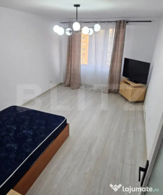 Chirie apartament 3 camere decomandat . - Brasov (Brasov)