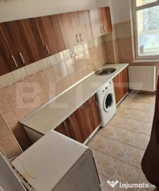 Chirie apartament 3 camere decomandat . - Brasov (Brasov)