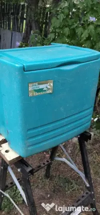 Ladă frigorifică Electrolux Gaz 220v, 24 