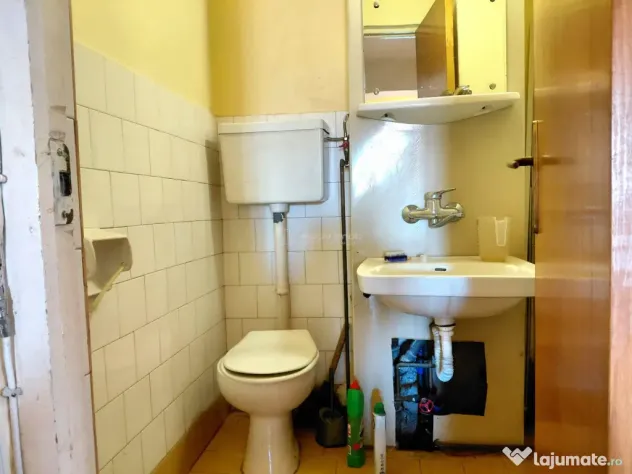 Apartament decomandat 3 camere etaj 3 Baia Mare Central - Baia Mare (Maramures)