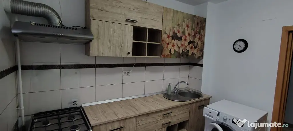 Apartament 3 camere ultracentral -Teatrul Eminescu - Botosani (Botosani)