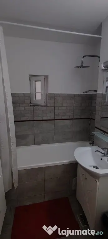 Apartament 3 camere ultracentral -Teatrul Eminescu - Botosani (Botosani)