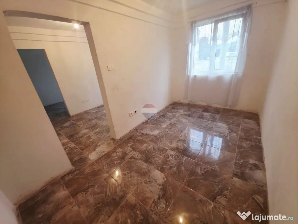 Apartament 3 camere | Savinesti | Semifinisat - Savinesti (Neamt)