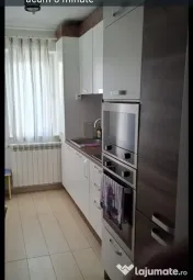 Apartament cu 3 camere Semidecomandate - Parter Zona Marasesti 