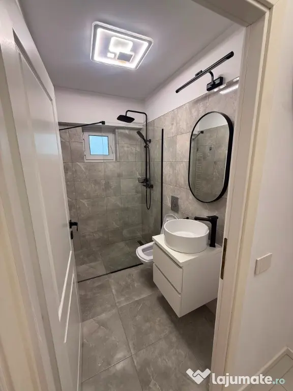 Apartament cu 3 camere zona Romarta - Botosani (Botosani)