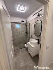 Apartament cu 3 camere zona Romarta 