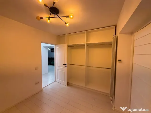 Apartament cu 3 camere zona Romarta - Botosani (Botosani)