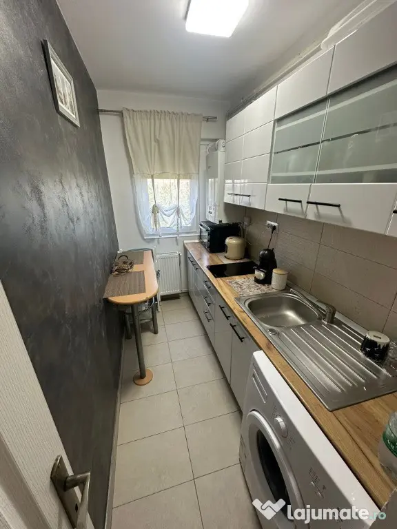 Zona Decebal, 2 camere, etaj 3 - Baia Mare (Maramures)