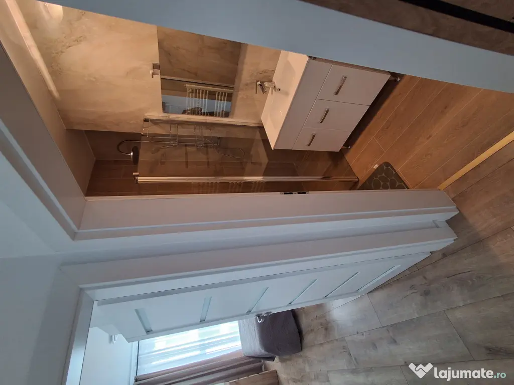 Apartament 2 camere + parcare