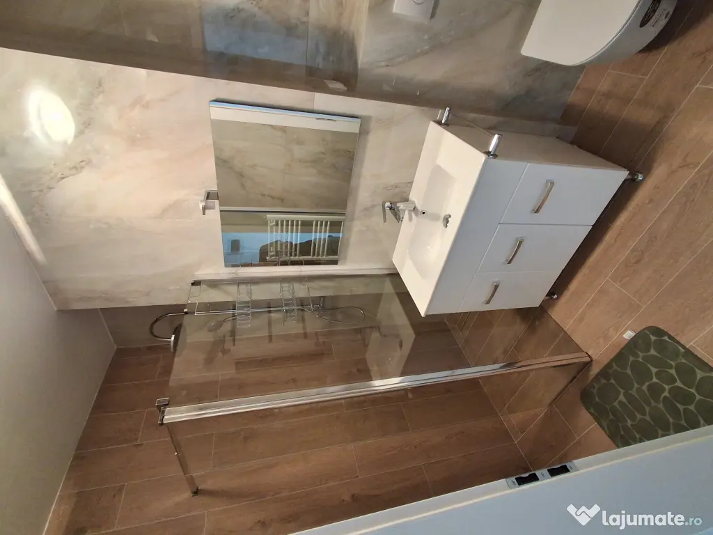 Apartament 2 camere + parcare