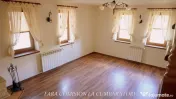 ELEGANTA SI LINISTE LA CATIVA PASI DE STATIUNILE VALCENE 