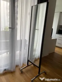 Oglinda dubla pe roti - cadru metalic