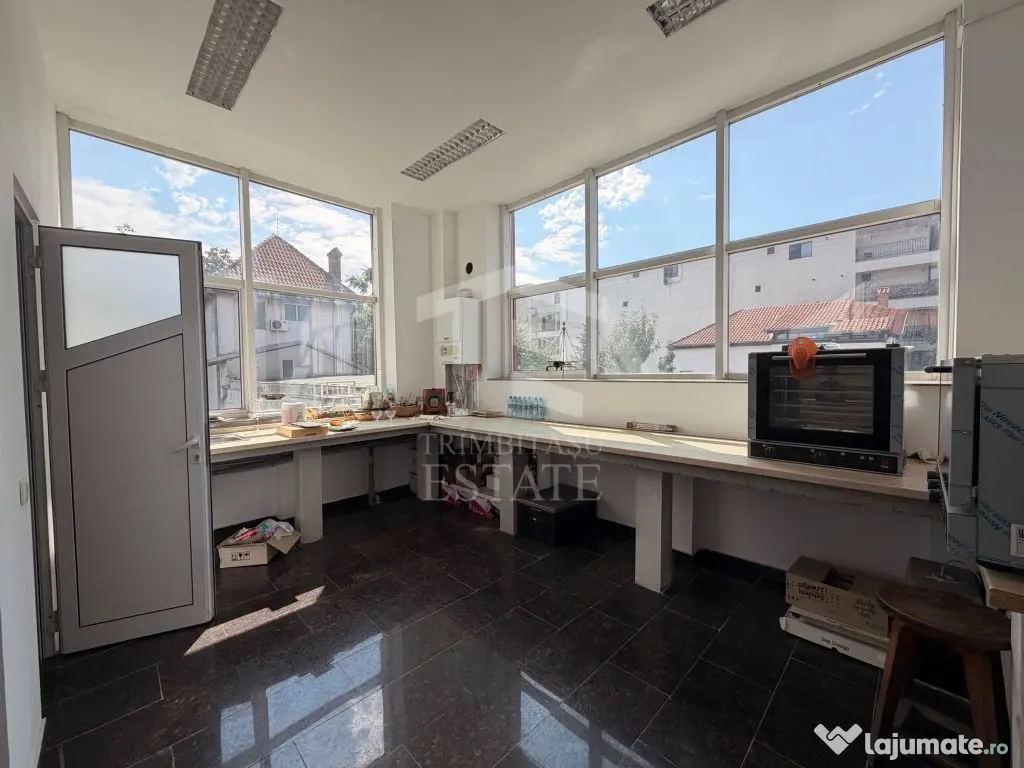 Spatiu comercial | Militari | 196 Mp | Centrala | 2012 | ... - Bucuresti (Bucuresti-Ilfov)