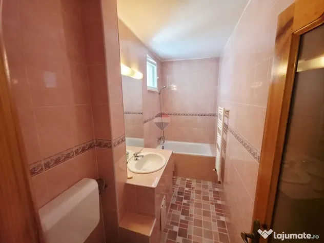 Apartament 3 camere | Dărmănești | Finisat Clasic - Piatra-Neamt (Neamt)