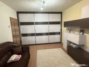Apartament 3 camere de inchiriat Dacia 