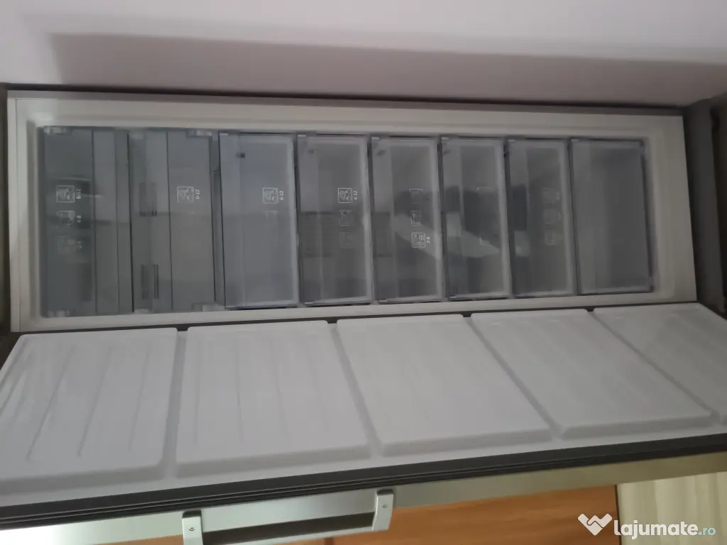 Congelator Beko 7 sertare