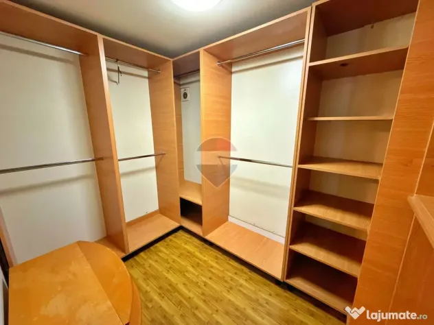 Casă cu 5 camere și garaj, de închiriat în zona Boul ... - Arad (Arad)