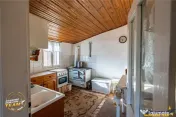 FILM! Casa traditionala, pe domeniu pretios, de 7.608 mp, Ce 