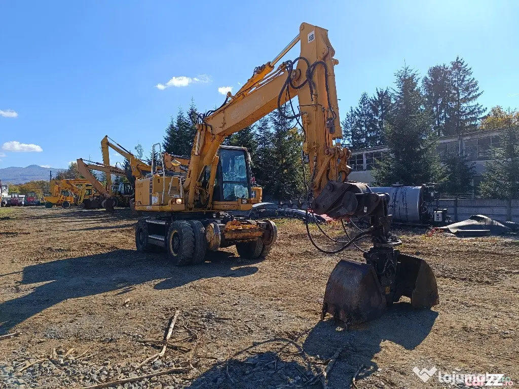 Excavator rutier–feroviar Komatsu PW170-ES, 21 tone, 2003 - Negresti Oas (Satu-Mare)