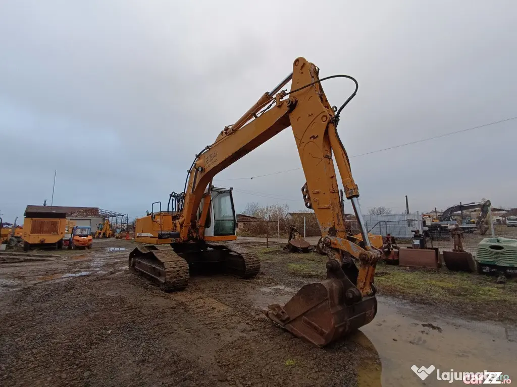 Excavator pe senile Liebherr R924 HDSL, 24 tone, 2001 - Negresti Oas (Satu-Mare)