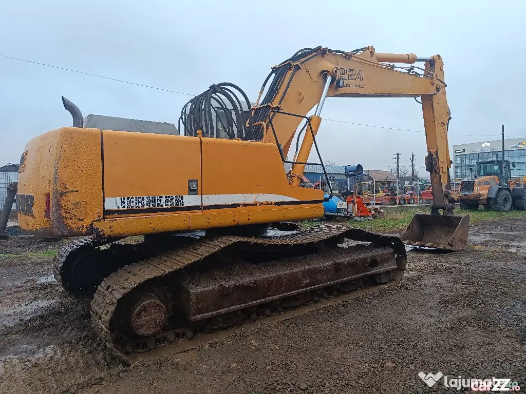 Excavator pe senile Liebherr R924 HDSL, 24 tone, 2001 - Negresti Oas (Satu-Mare)