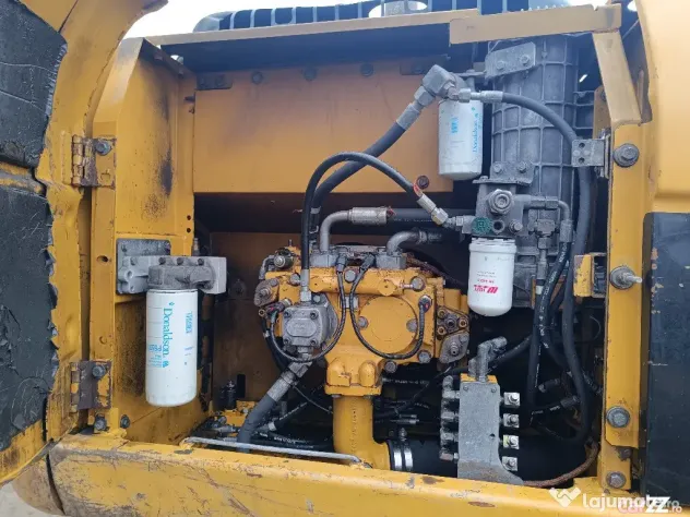 Excavator pe senile Caterpillar 323D L, 25 tone, 2008 - Negresti Oas (Satu-Mare)