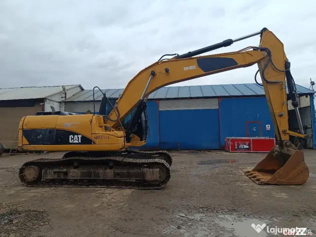 Excavator pe senile Caterpillar 323D L, 25 tone, 2008 - Negresti Oas (Satu-Mare)