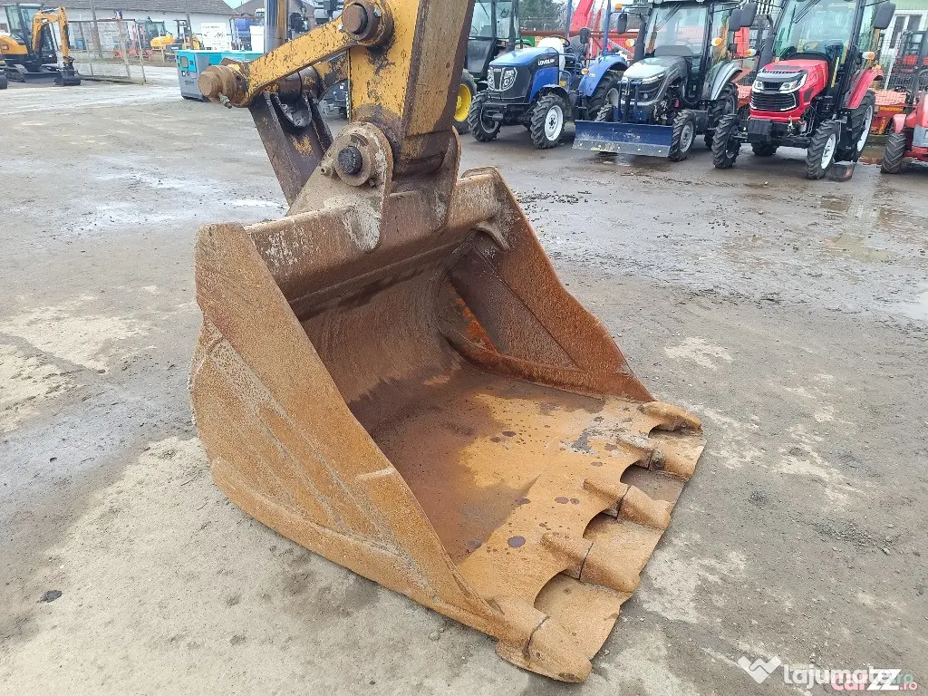 Excavator pe senile Caterpillar 323D L, 25 tone, 2008 - Negresti Oas (Satu-Mare)