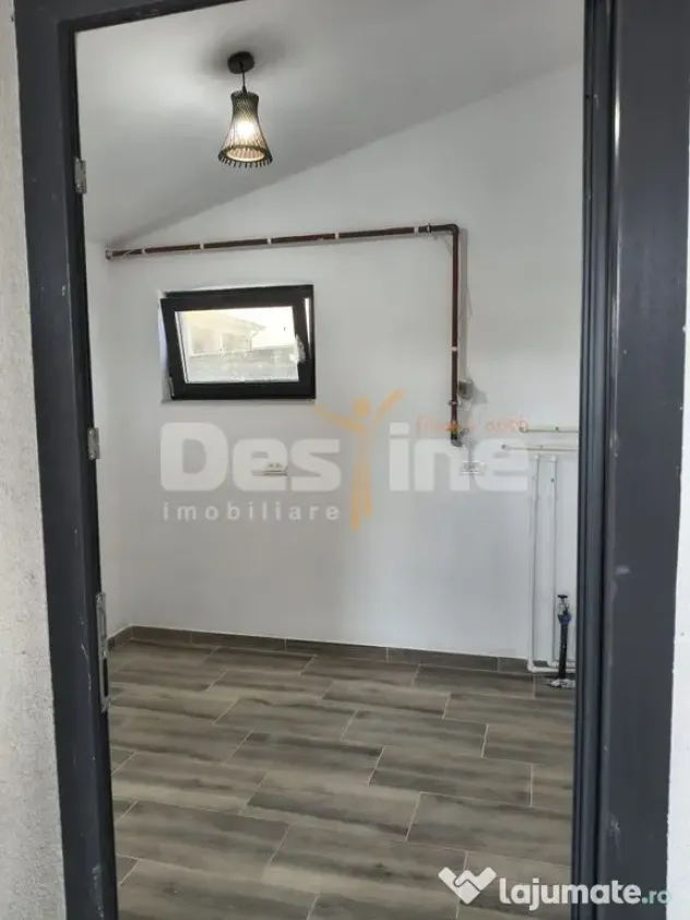 Casă individuală 5 camere cu vedere spre LAC - Agigea - Agigea (Constanta)