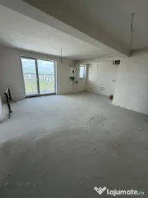 Apartament de vanzare semidecomandat ,2 camere 52 mp , zona