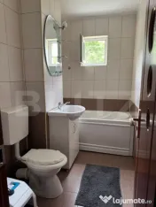 Apartament 3 camere, 72mp, mobilat și utilat 