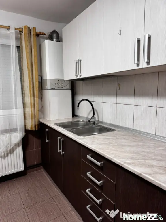Apartament 3 camere, 72 mp, mobilat și utilat, zona Blocuri - Campia Turzii (Cluj)