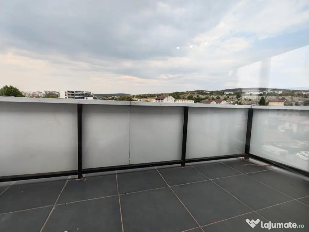 Apartament 4 camere, 93,30mp, Zona Calea Baciului, Cluj-Napo - Cluj-Napoca (Cluj)