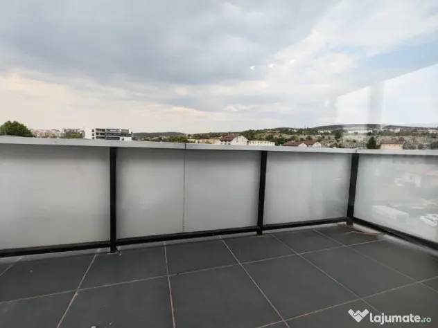 Apartament 4 camere, 93,30mp, Zona Calea Baciului, Cluj-Napo - Cluj-Napoca (Cluj)