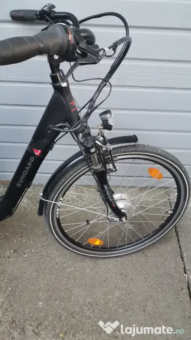 Bicicletă electrică