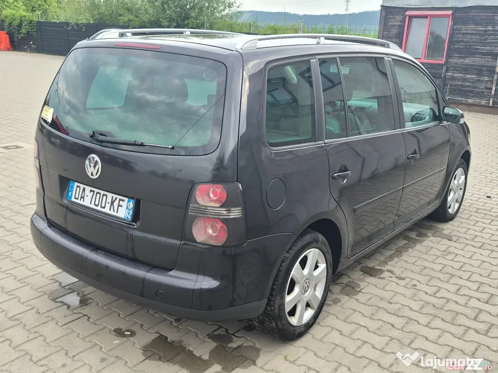 Volkswagen Touran (2004) 1.9 TDI, 5 Locuri, Motor - Campia Turzii (Cluj)