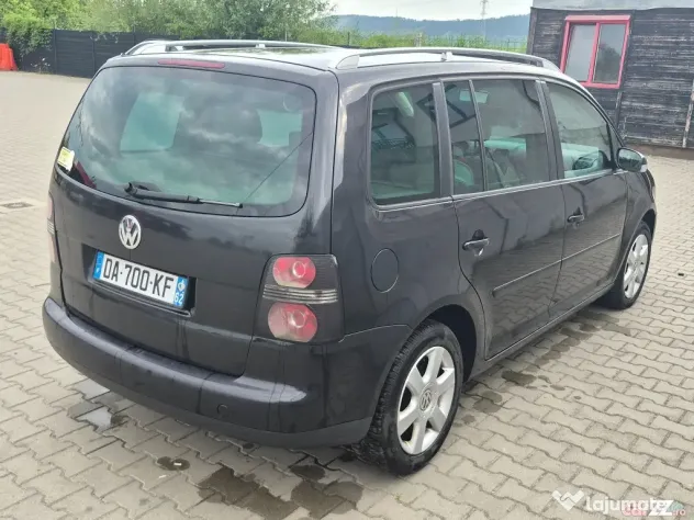 Volkswagen Touran (2004) 1.9 TDI, 5 Locuri, Motor - Campia Turzii (Cluj)