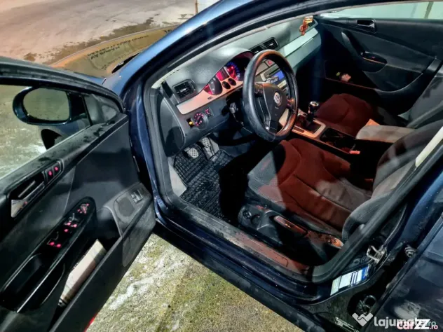 Volkswagen Passat 2.0 TDI - Iasi (Iasi)