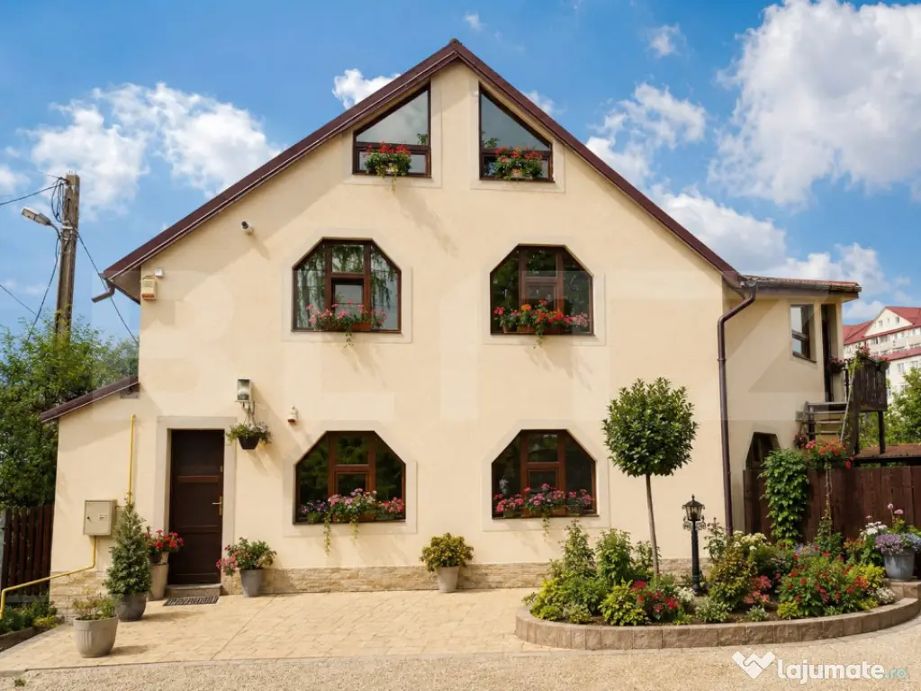 Casa de vanzare, pretabil pensiune, Suceava, zona Burdujeni - Suceava (Suceava)